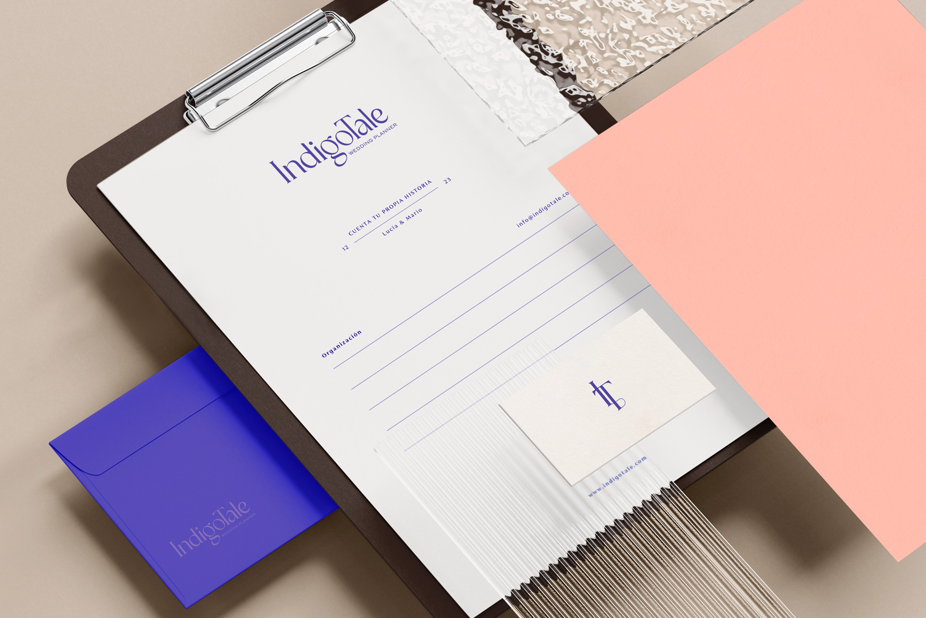 mockup noelia wedding planner carpeta web